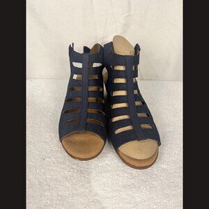 Clarks Women’s Blue Open Back Wedges Size 8 Comfortable Summer Casual Shoes